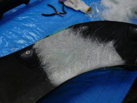 FRP　補修ガラスウール貼り付け